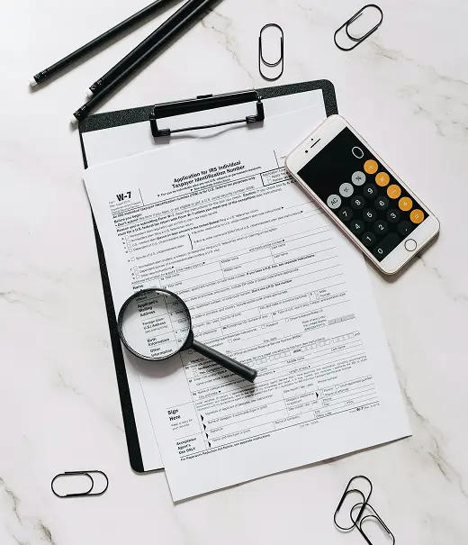 pexels-leeloothefirst-6929022